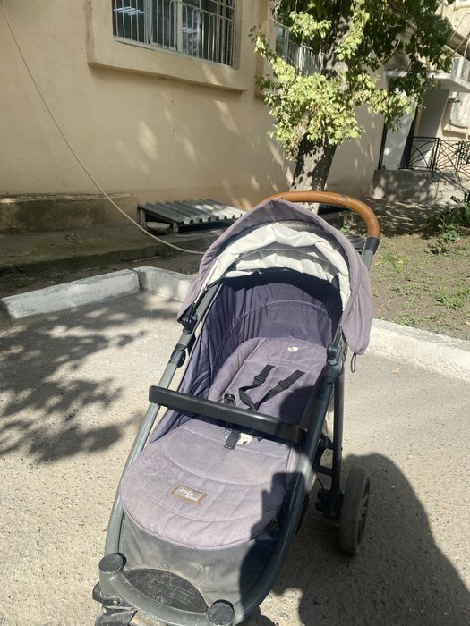 Продам коляска joie