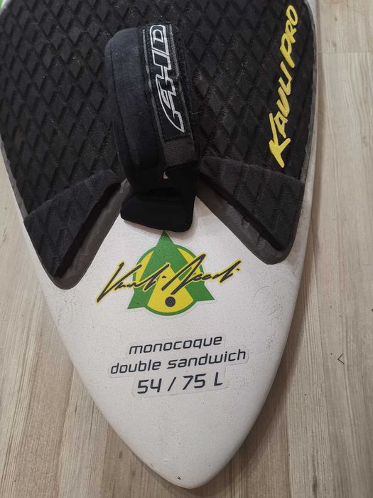 Продавам уиндсърф дъска Ahd Kauli pro 75 литра
