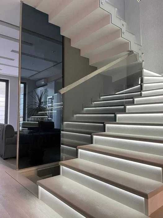 СРОЧНО! Сдаётся Евродом на Центр Луначарского / id888 /