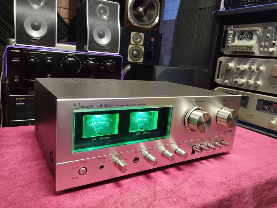 ONKYO Integra A-5000