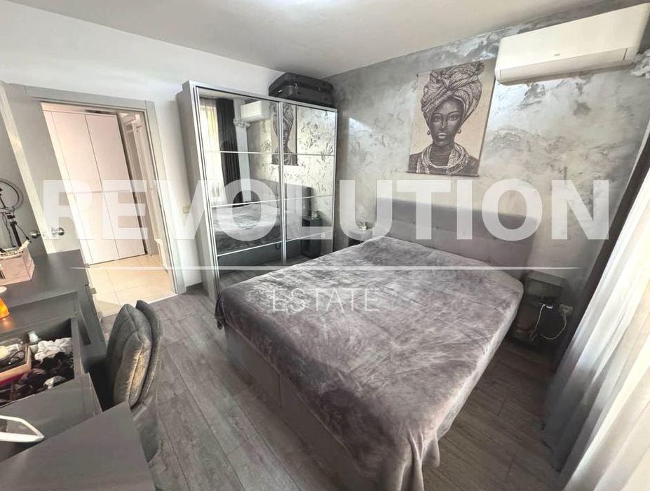 Дава се под наем Двустаен апартамент в к.к. Св.Св. Константин и Елена - 75 кв.м за 800 € - Снимка #3