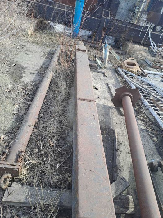 запасные части к экскаваору б/у