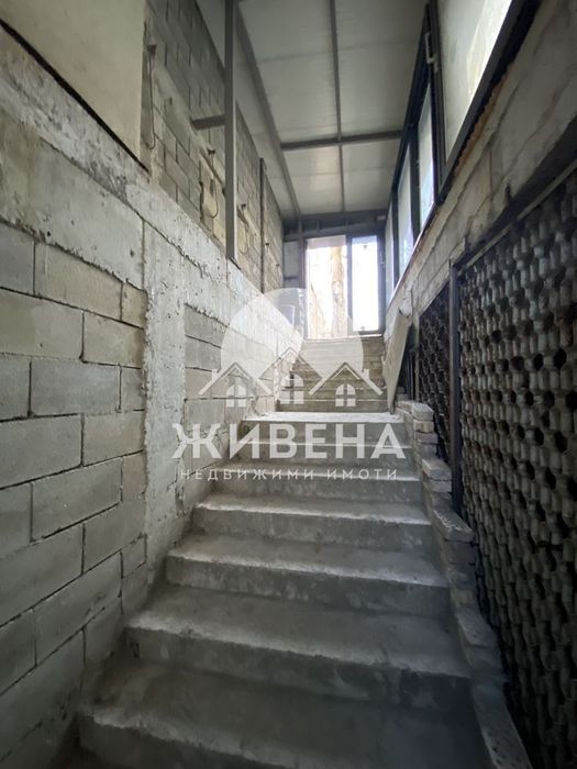 Заведение в центъра на Варна - 296 кв.м, бул. Владислав Варненчик