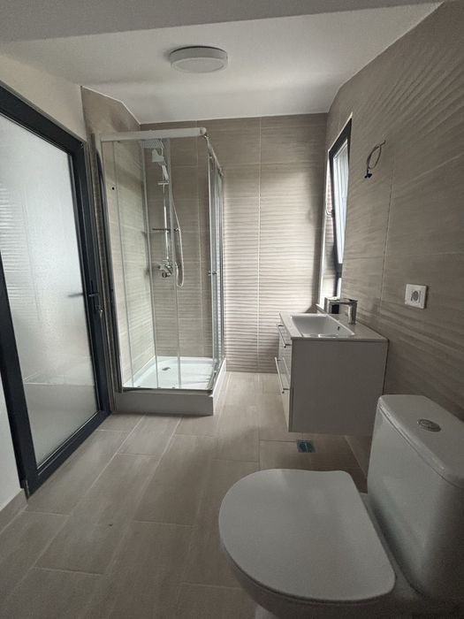 Vând ap. 2/3 cam bloc nou Pașcani