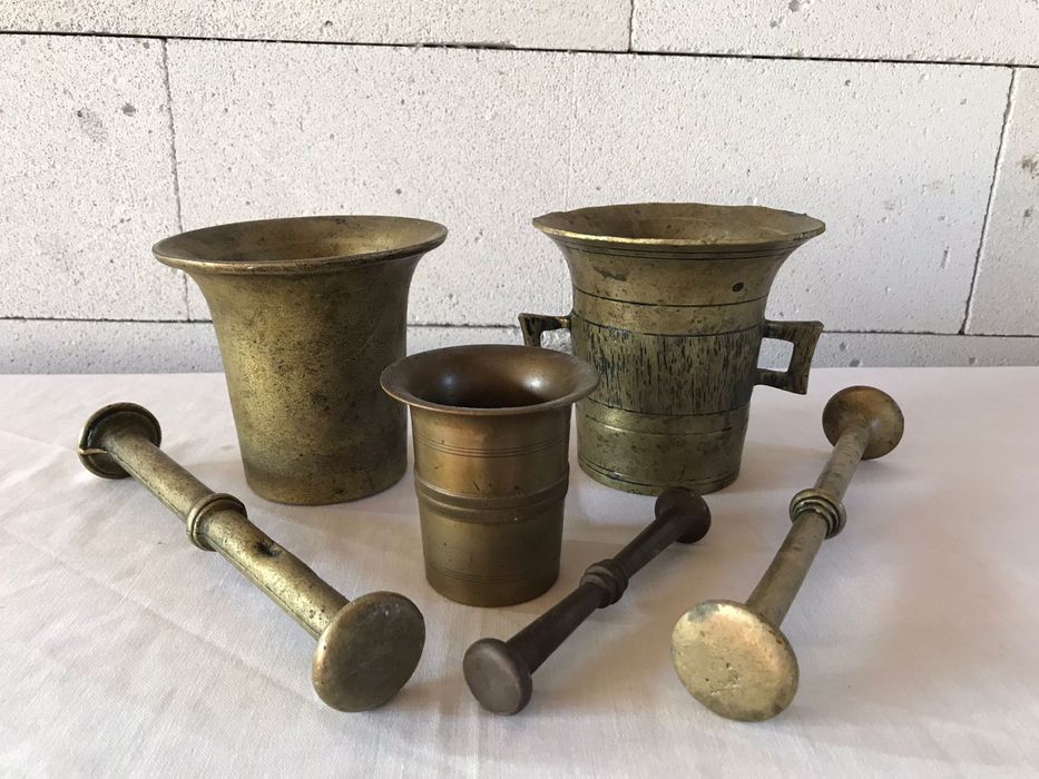 Mojare bronz cu pistil