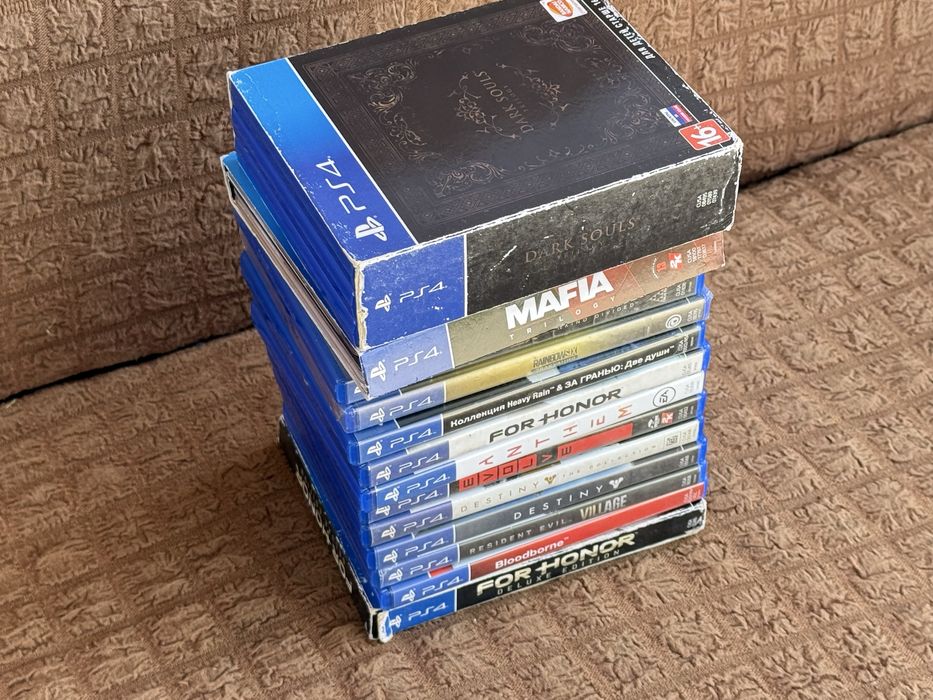 Игры для PlayStation 4 диски,Dark Souls 1/2/3,Mafia,Resident Evil 8