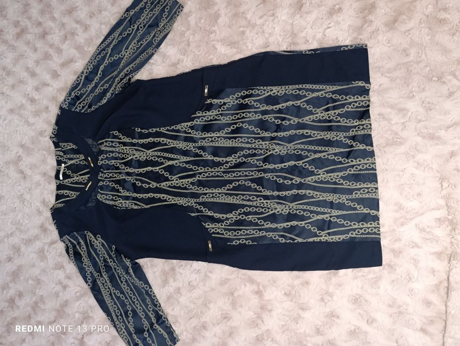 Продается платье 56 размер