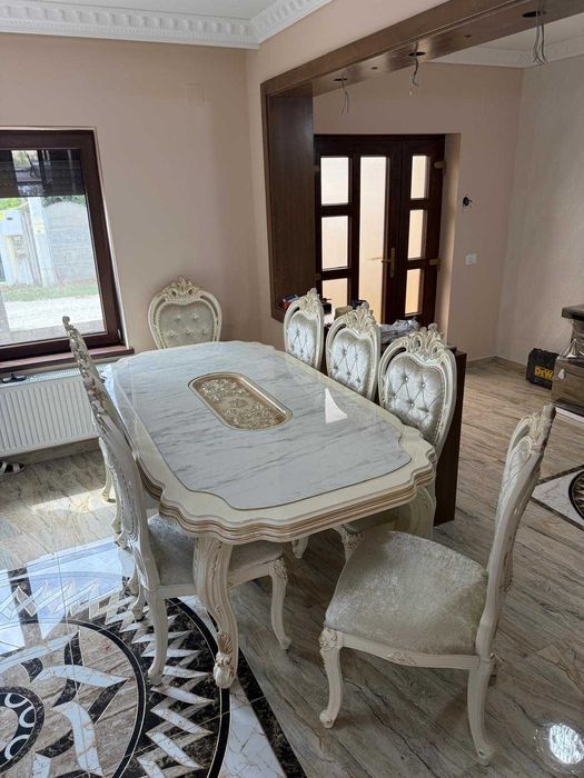 Masa salon  eleganta