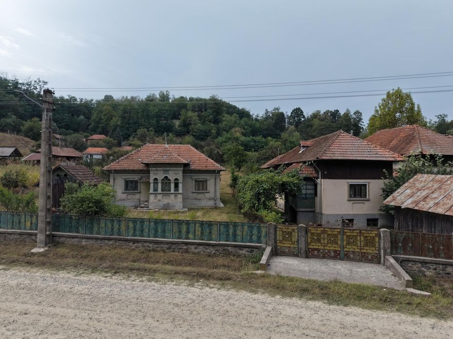 Proprietate de vânzare