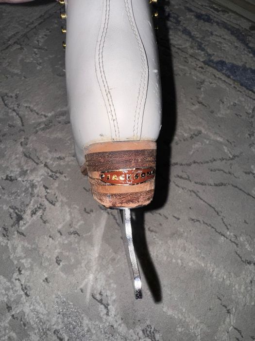 Продам коньки Jackson