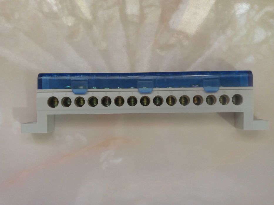 Новая планка для подключеняи нуля 15 входов на винтах+старые запчасти