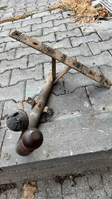 Теглич за автомобил