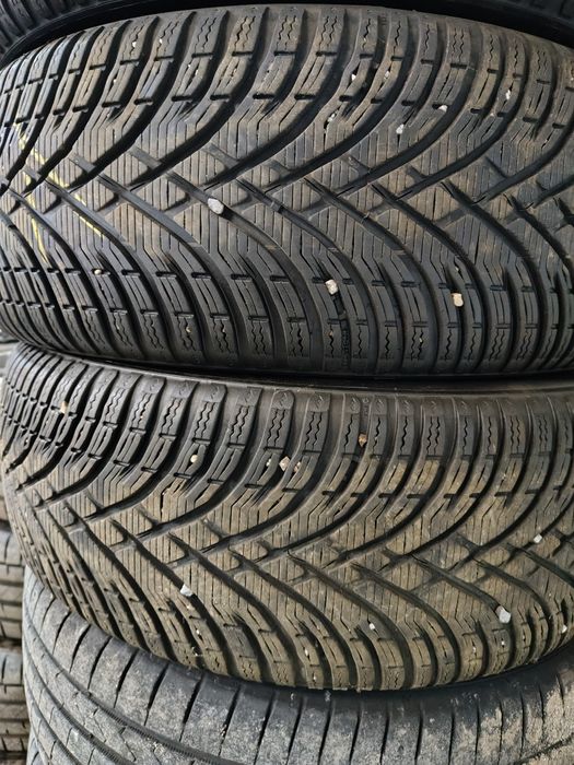 Зимни гуми 225/55/17  BFGoodrich