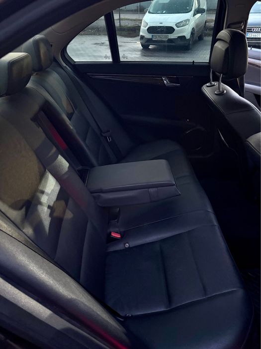 Mercedes Benz C220 CDI