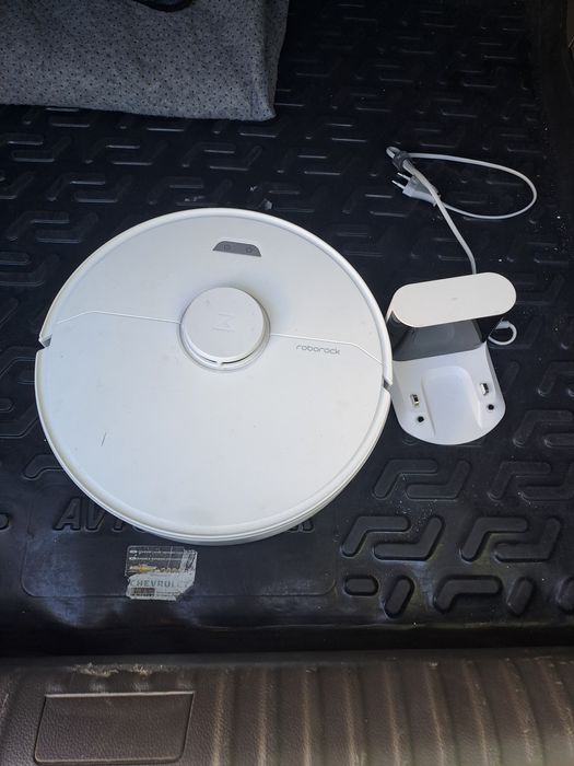 Робот пылесос ROBOROCK