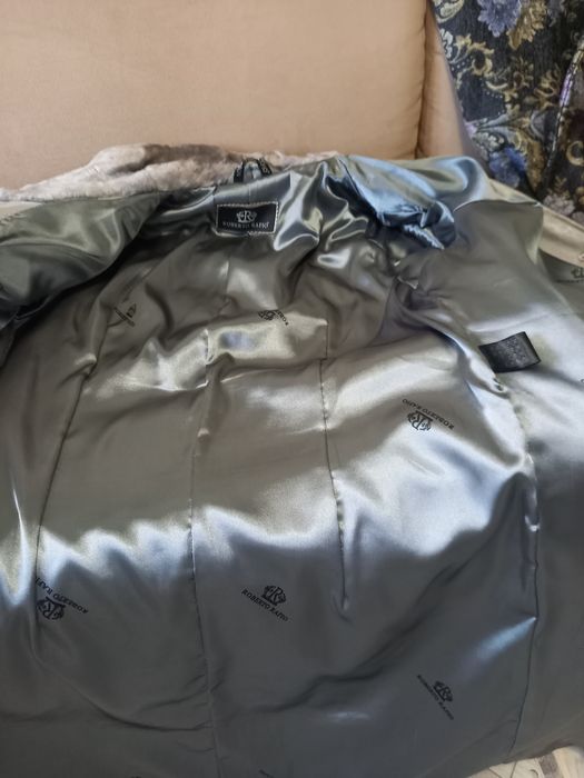 Шуба мутоновая натуральная.