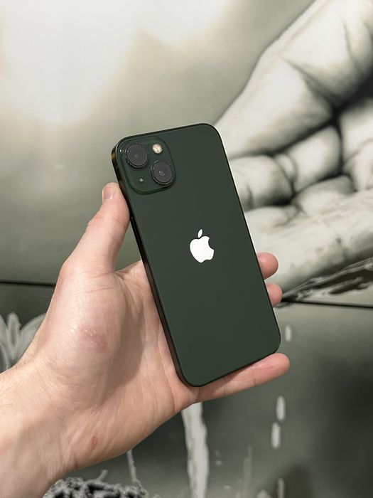 iPhone 13 - Baterie 100%