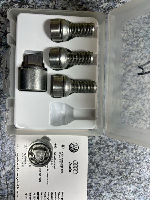 Set Prezoane antifurt originale vw - Audi - Skoda - Seat
