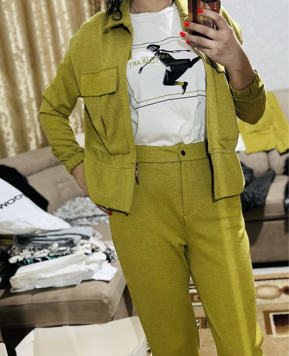 Костюм тройка, италия.