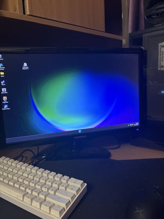 Монитор Samsung DisplayPort