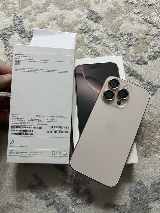 Iphone 16 pro с гарантией год