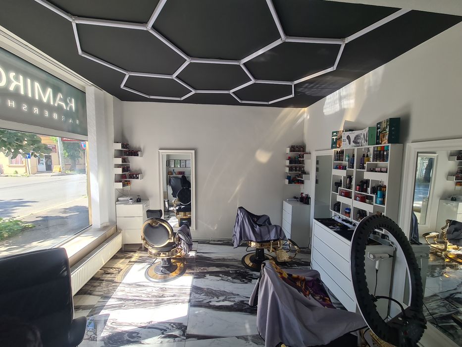 Inchiriez scaun frizerie