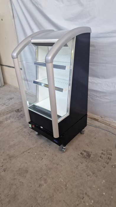 Крайстенна хладилна витрина Carrier