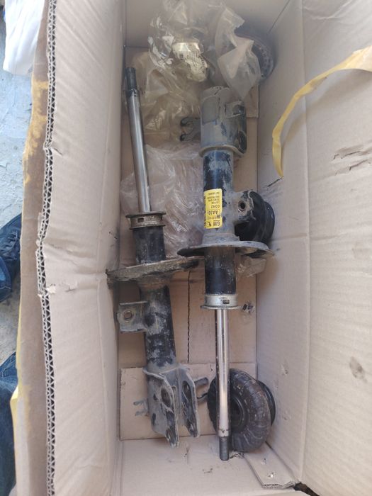 Spark amaltizator sotiladi GM orginal