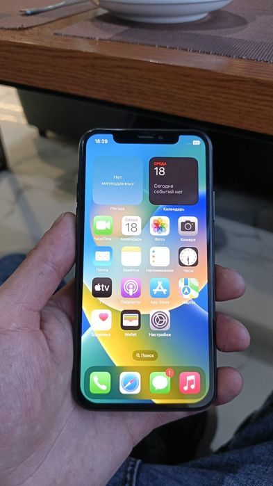 Продам айфон x на 64