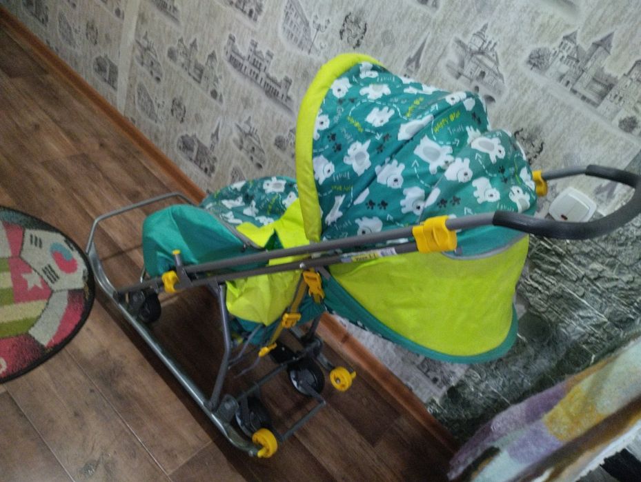 Продам детские сани коляска.