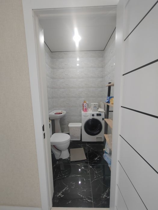 Продам 4х комн кв 100 кв м.