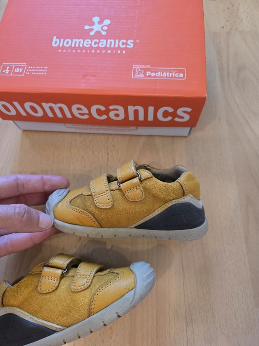 Обувки маратонки за момче номера 21-22 Biomecanics Nike Next