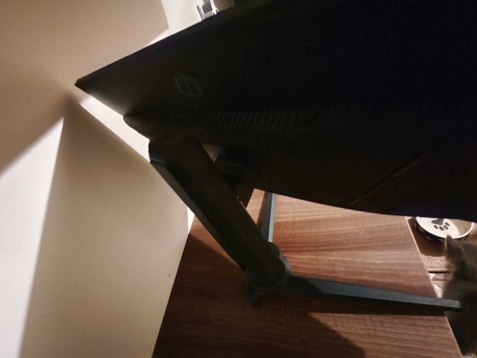 Monitor Gaming Samsung Odyssey G3 24" FHD 144Hz – LF24G35TFWUXXU
