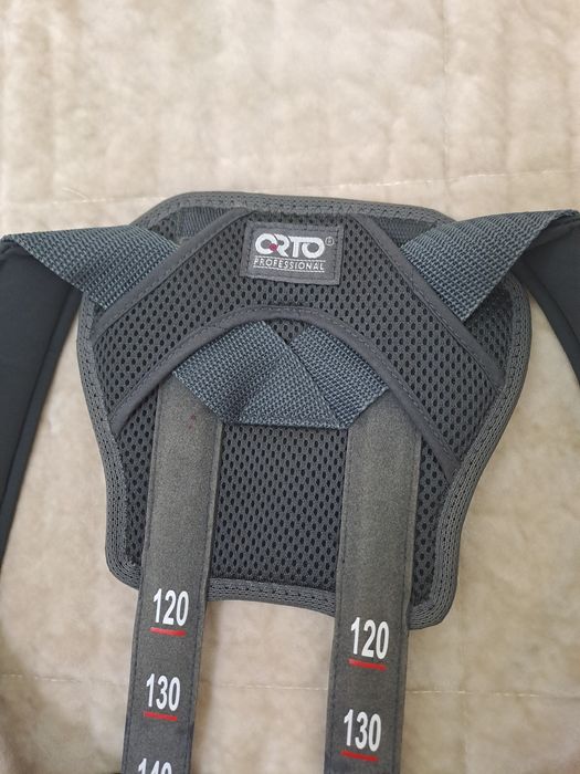 Корсет.  Корректор дя осанки для детей