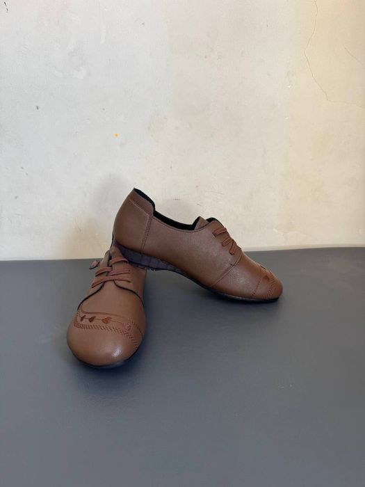 Женская крассовки и макасими из Пекина