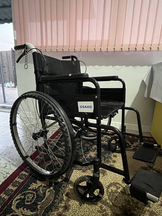 Коляка инвалидная