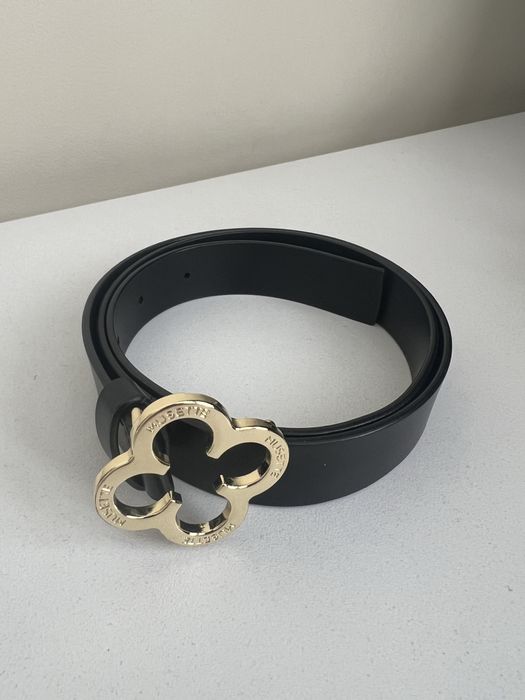 Червн колан Musette