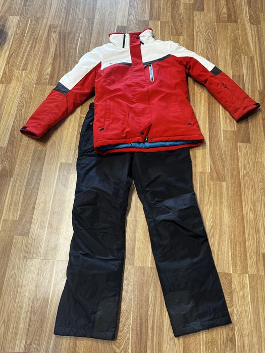 Продам три лыжных костюма