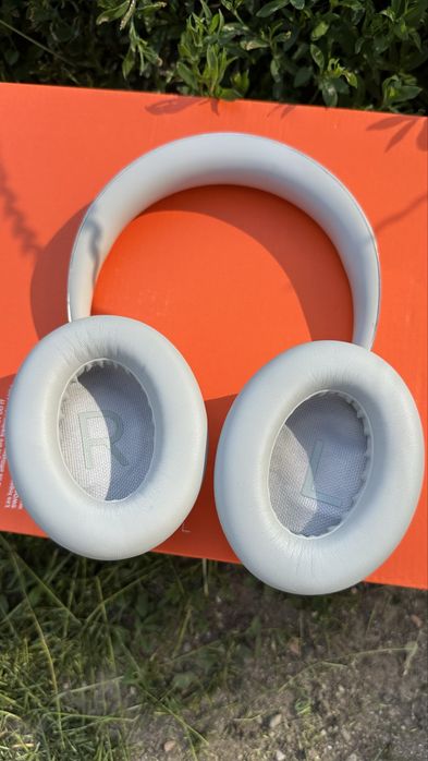 Bose NC 700 Wireless Noise Cancelling