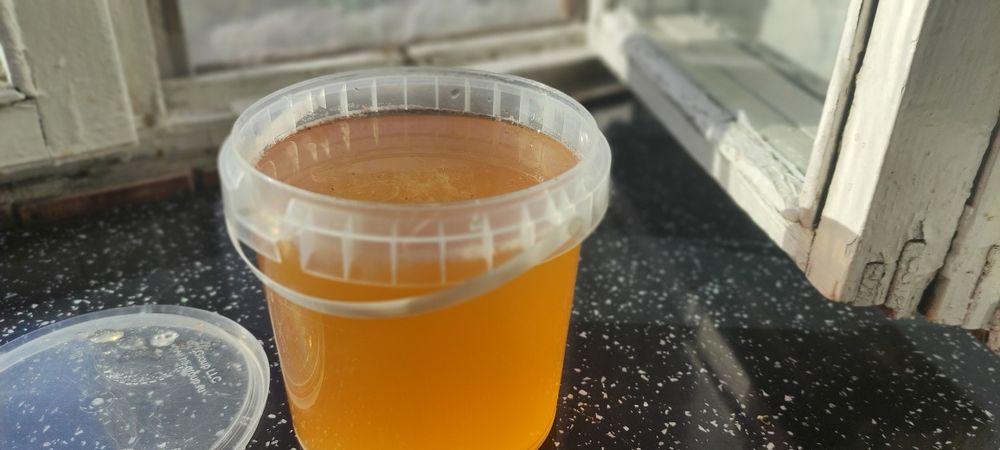 Мед натуральный, литрами, бочками. В одном литре примерно 1.5 кг