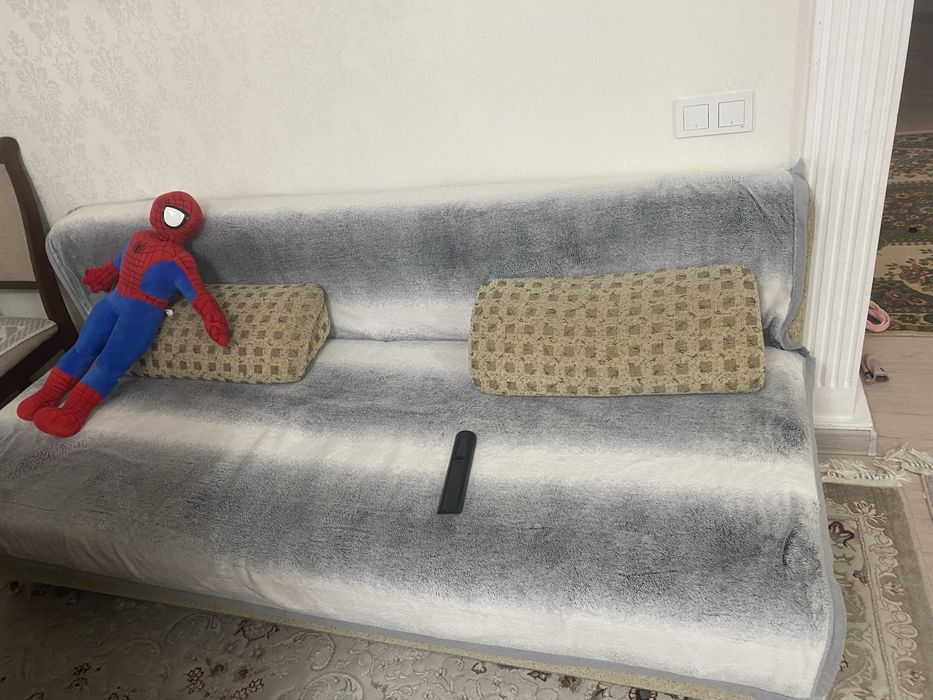 Продам тахту срочно в Карабулаке находится