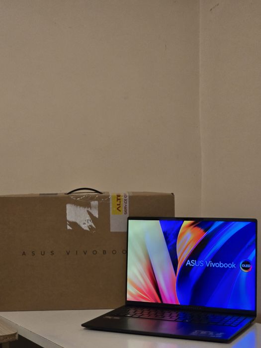 ASUS Vivobook S16 OLED 3.2K 120Hz Ryzen 9, 24GB RAM, 1TB SSD, Garanție