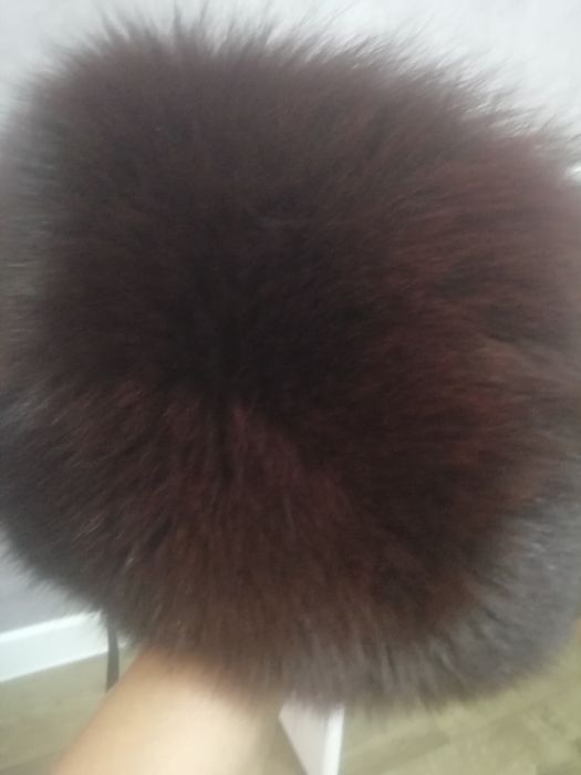 Продам женские песцовые шапки