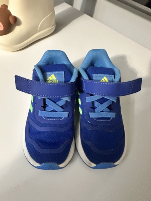 Adidasi copii adidas marimea 21
