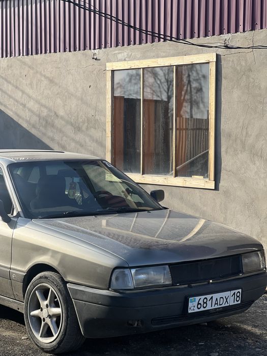 Audi 80  b3 ( переходка )