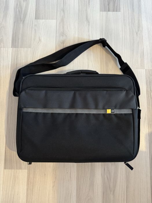 Geanta de laptop Case Logic neagra