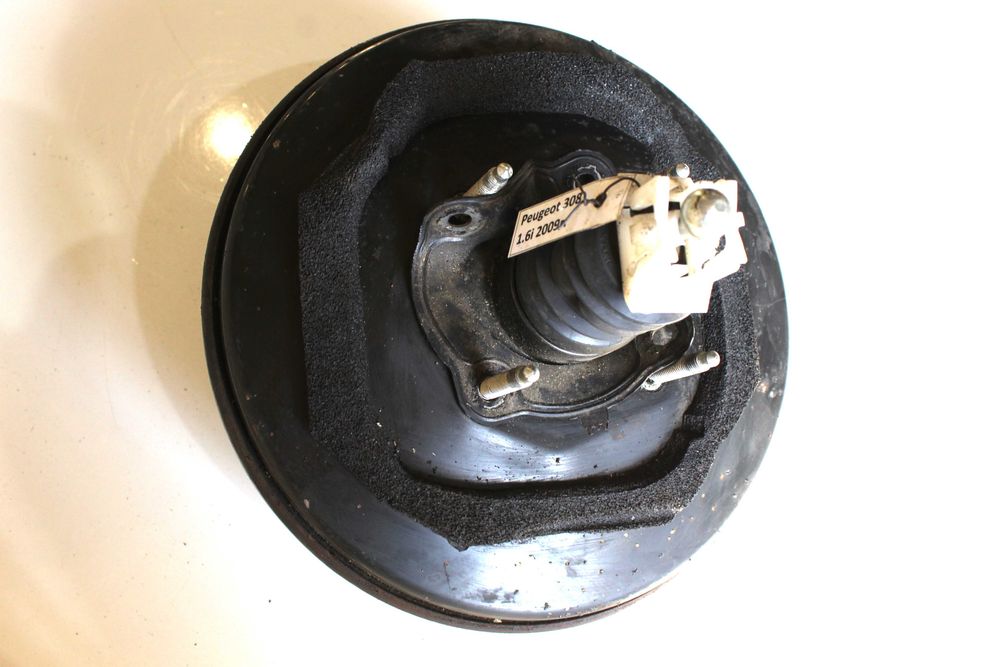 Серво Пежо 308 1.6и десен волан 09г Peugeot 308 1.6i 2009