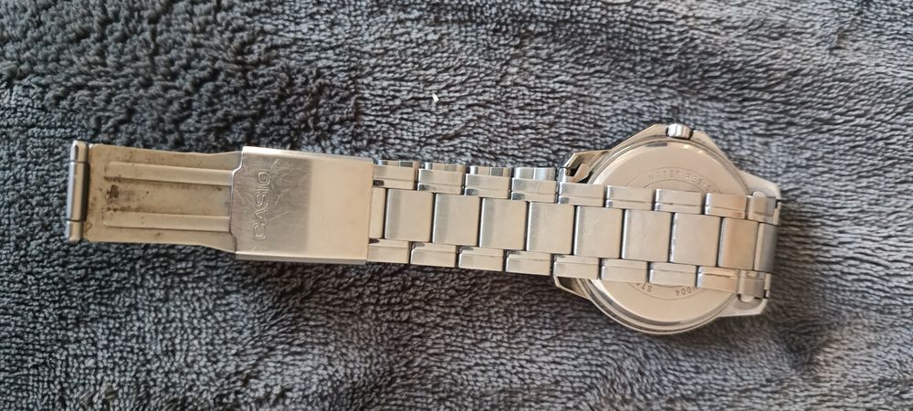 ceas casio quartz