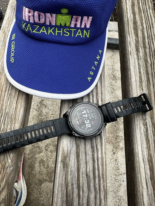 garmin 8 sapphire solar