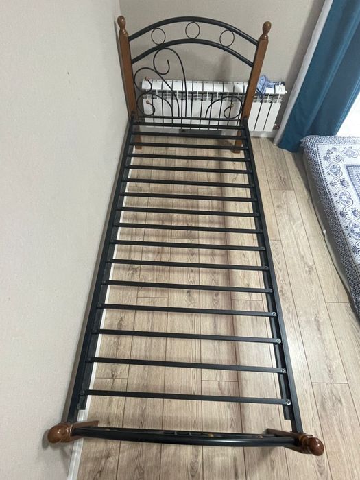 Кровать 1,5спальное